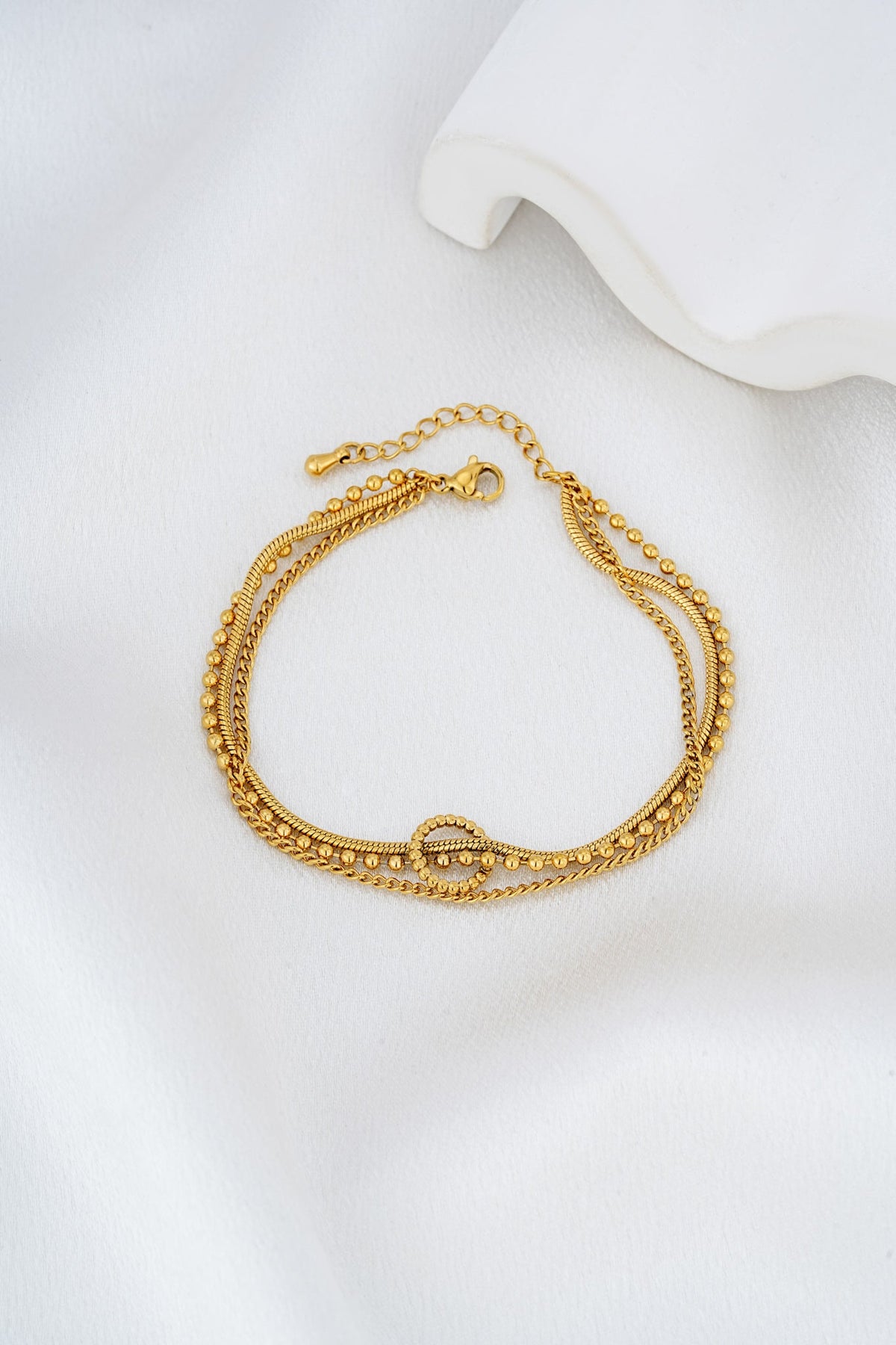 HEYCHIC Helia Layered Gold Bracelet (Red)