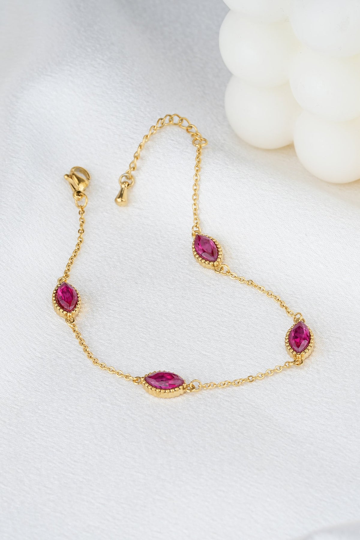 HEYCHIC Rosa Zircon Gold Bracelet (Pink)