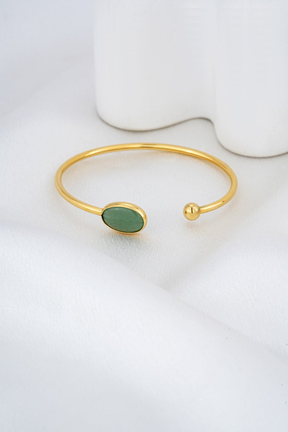 HEYCHIC Elowen Aventurine Bangle (Gold)