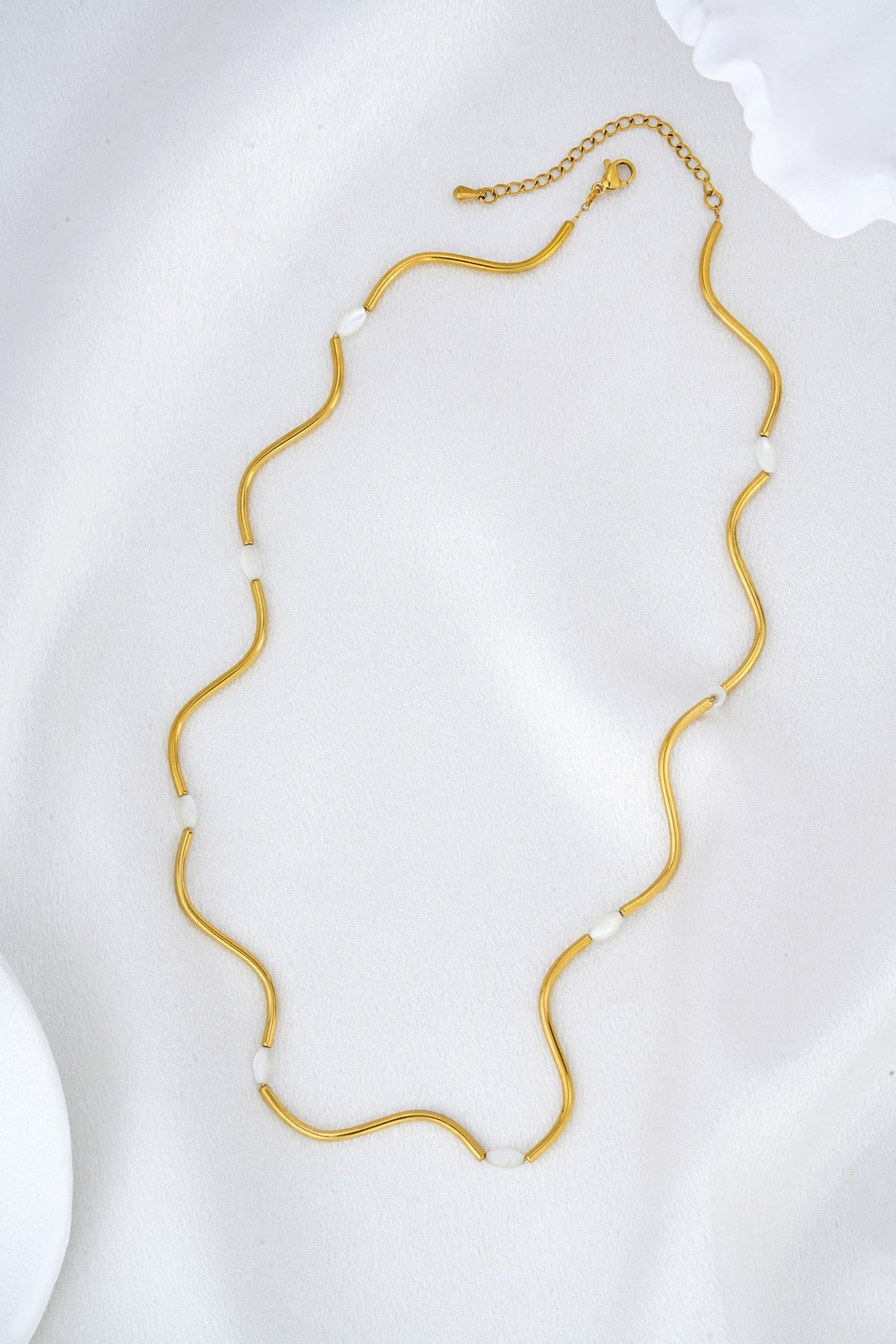Image of Accessories. Product name - Renna Wave Gold Necklace in Gold colour by brand - HEYCHIC
