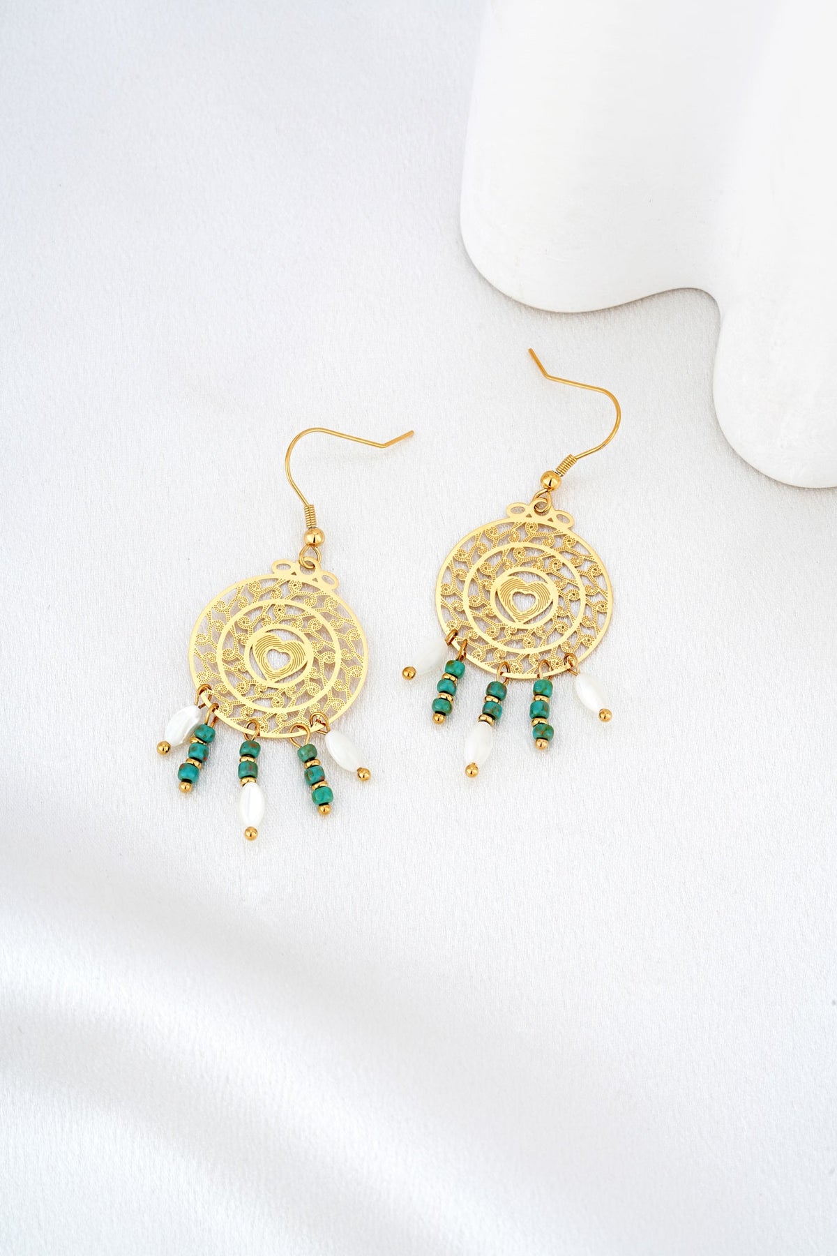 HEYCHIC Eliana Beaded Earrings (Gold)