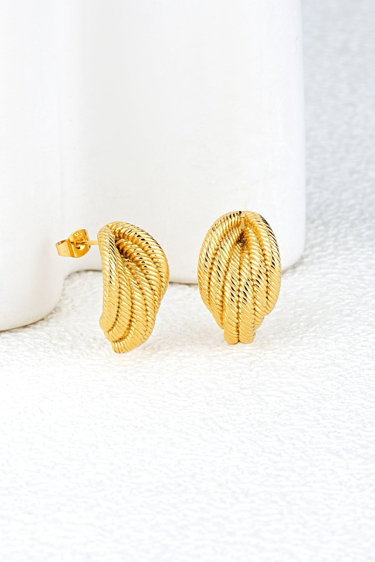 HEYCHIC Aurea Earrings (Gold)