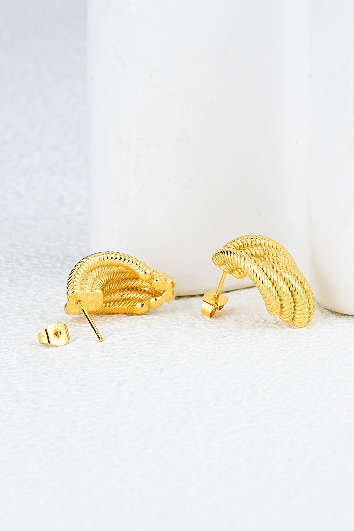HEYCHIC Aurea Earrings (Gold)