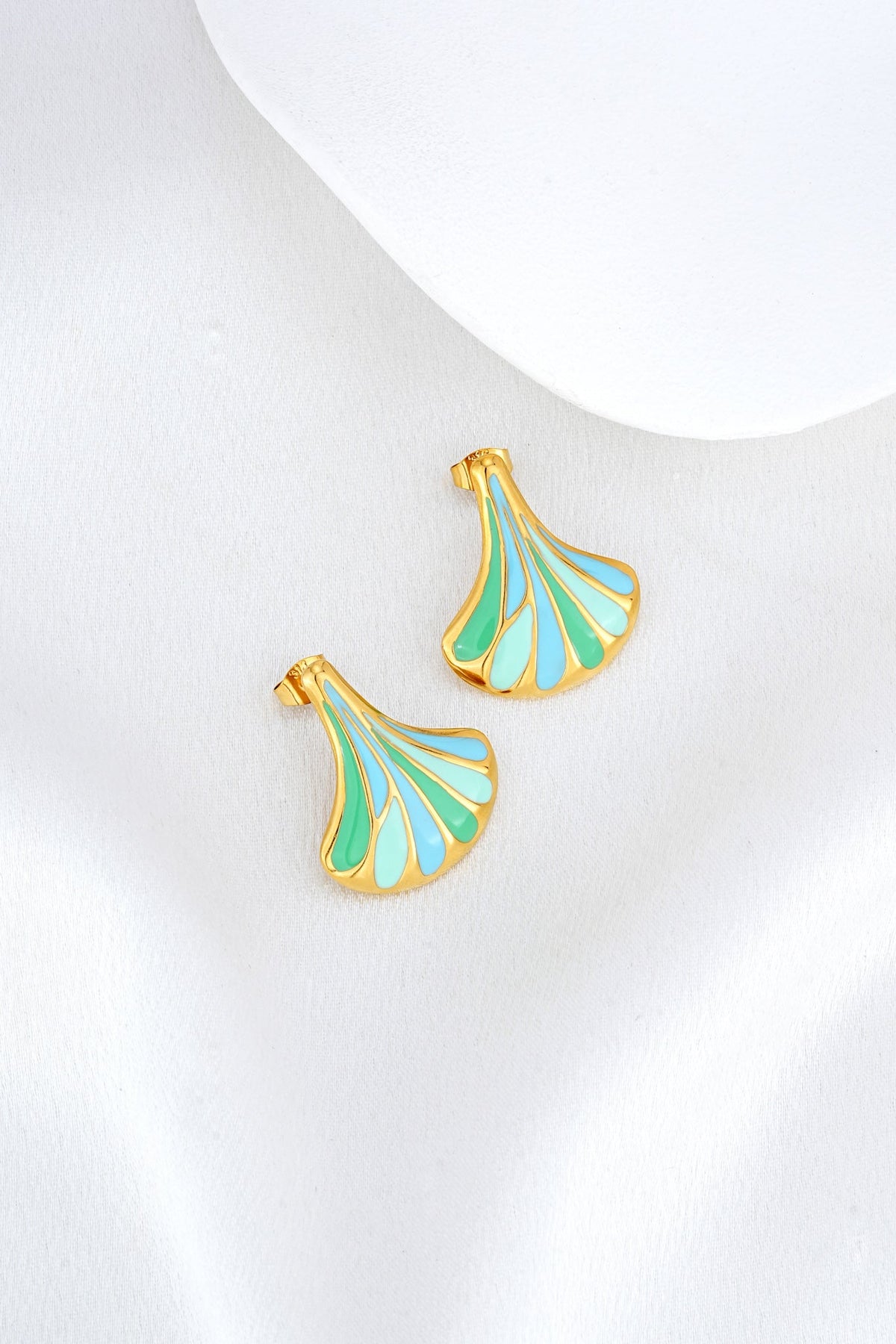 HEYCHIC Amarine Green Gold Earrings (Blue)