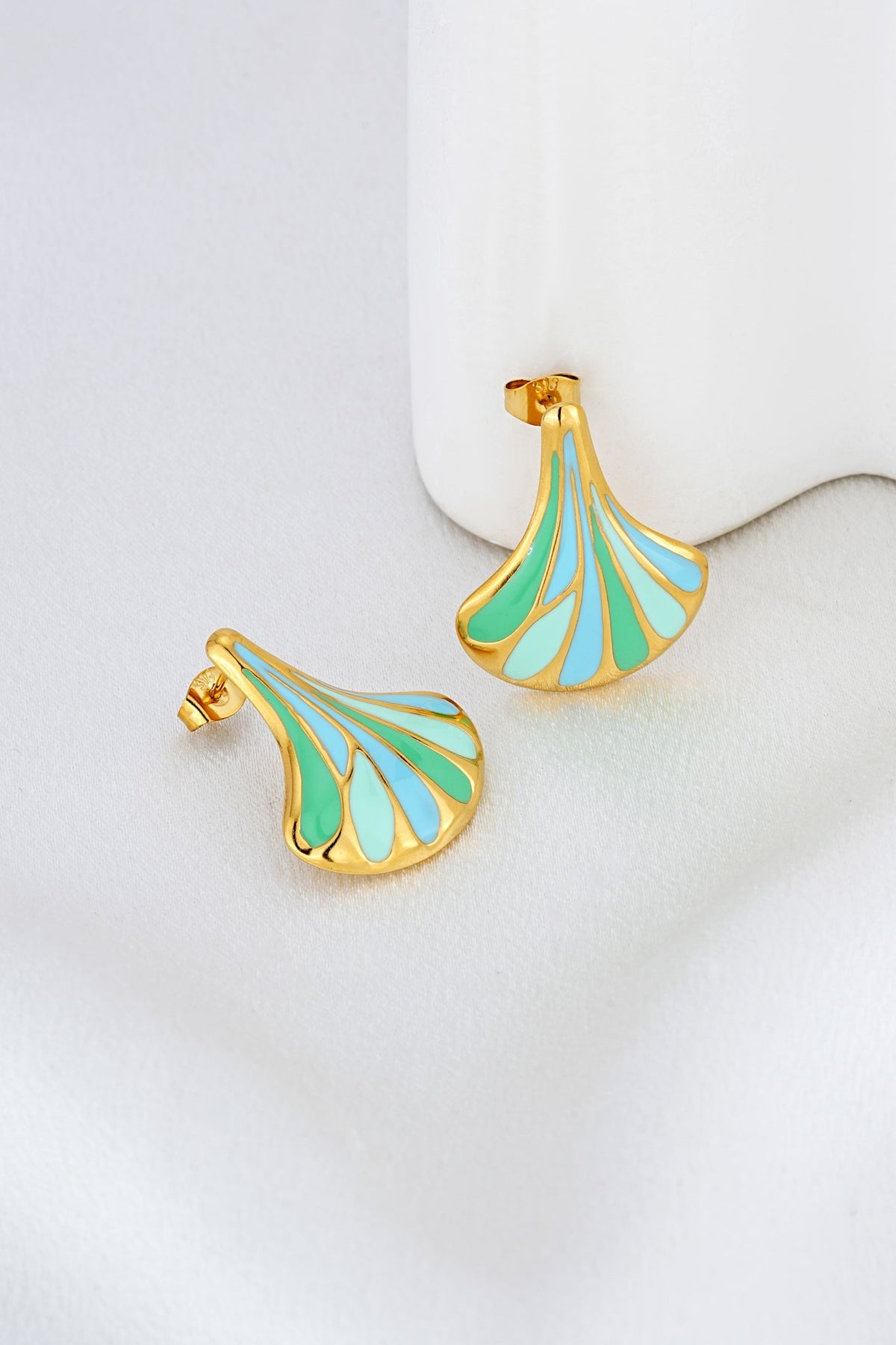 HEYCHIC Amarine Green Gold Earrings (Blue)