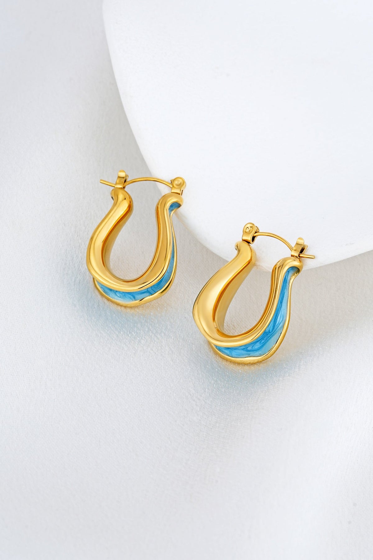 HEYCHIC Lucine Gold Earrings (Blue)