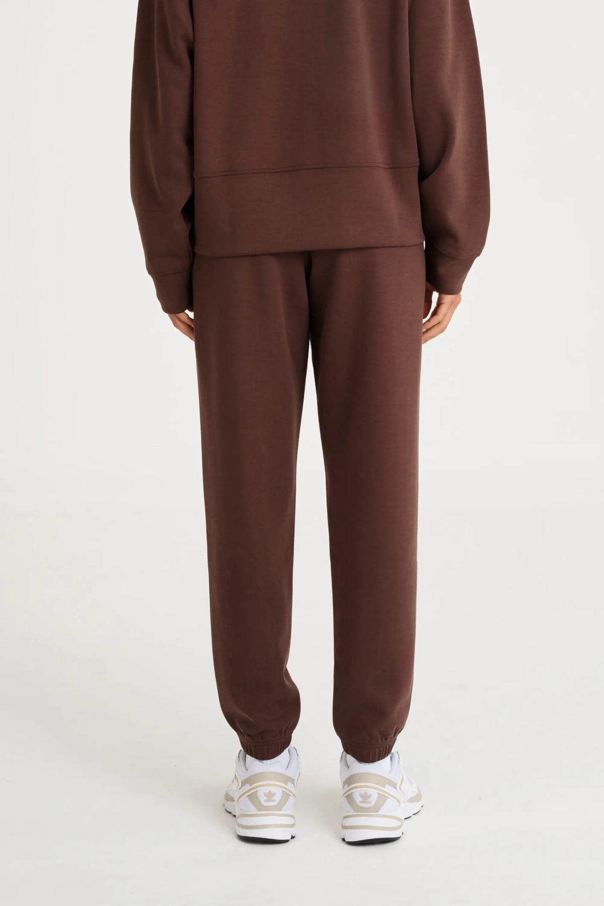 Soft Luxury Cuffed Track Pant (Espresso)