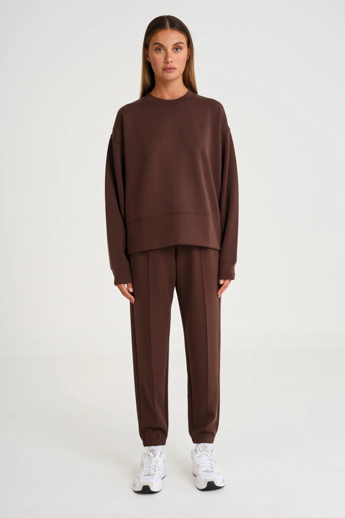 Soft Luxury Cuffed Track Pant (Espresso)