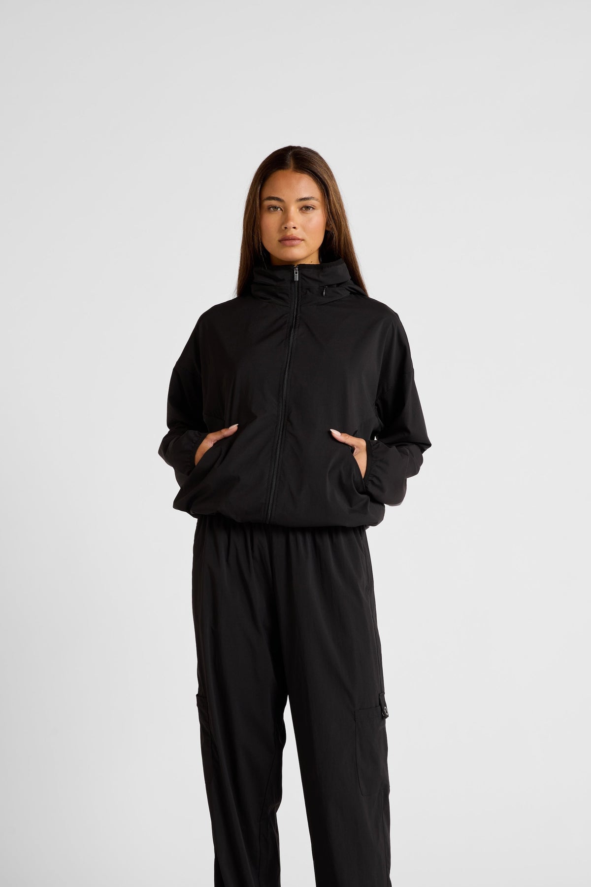 Spray Paneled Set (Black)