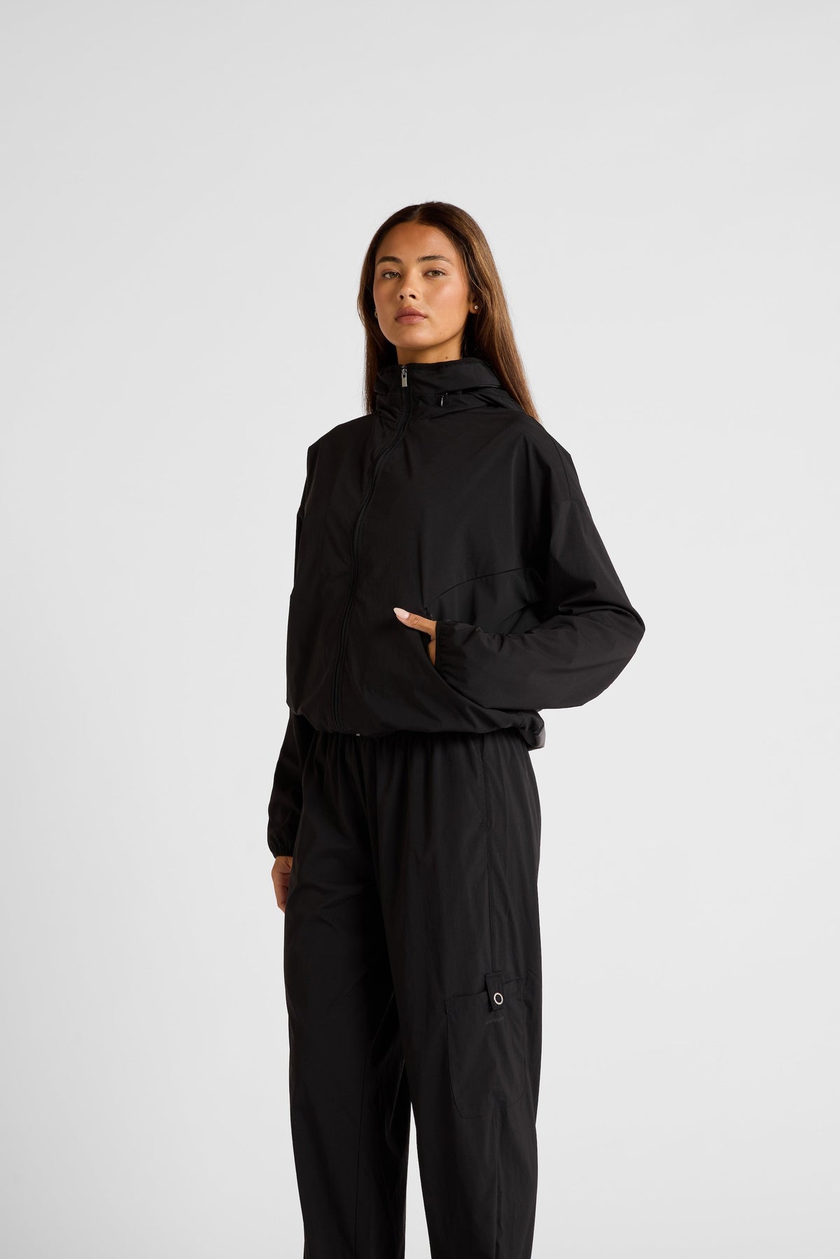 Spray Paneled Windbreaker (Black)