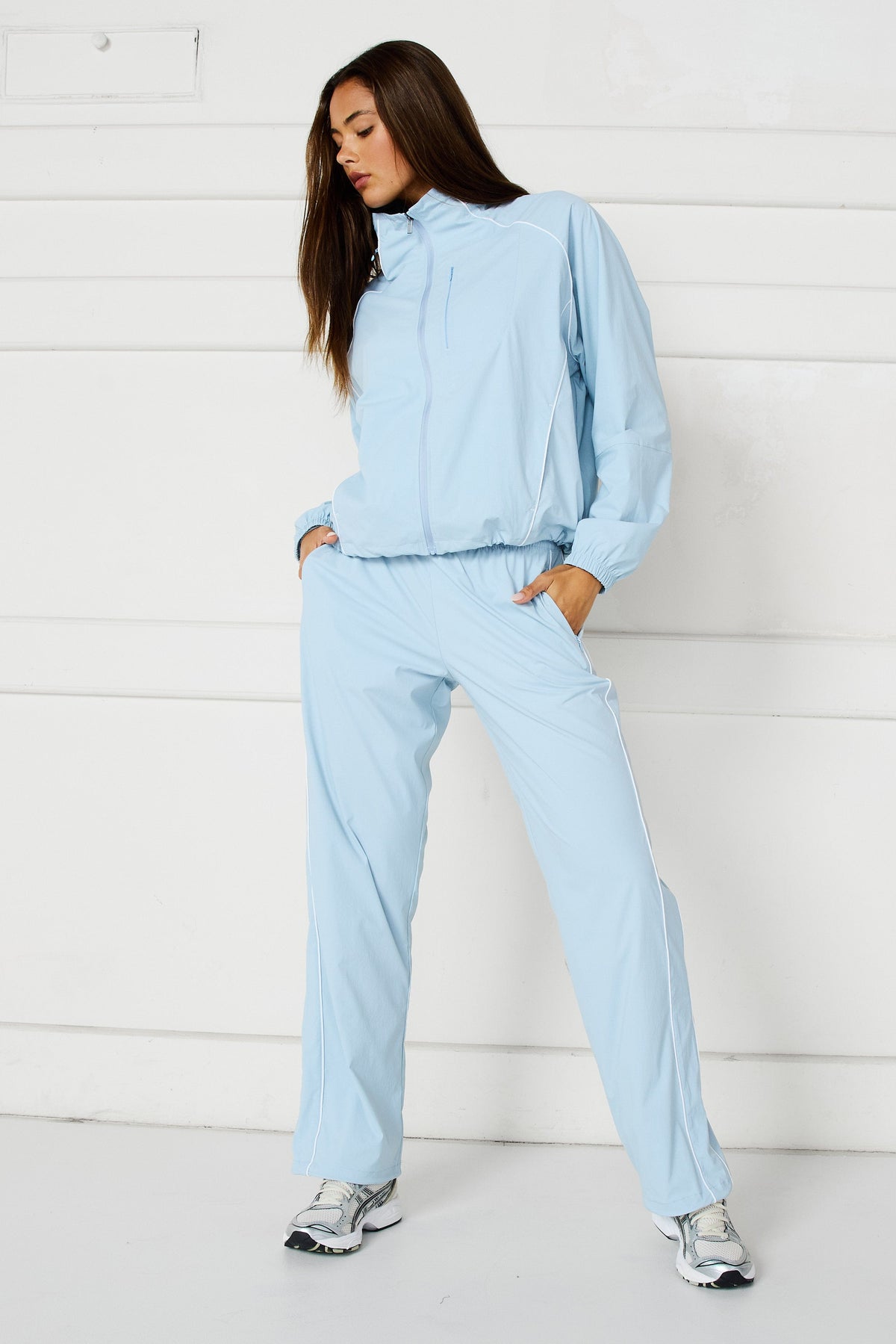 Spray Contrast Piping Wide Leg Pant (Blue)