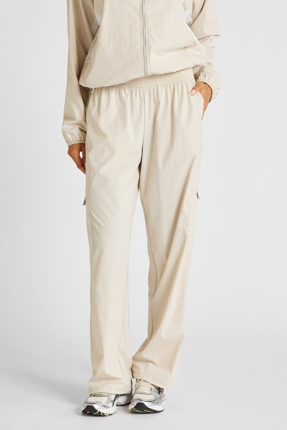Spray Wide Leg Pocket Pant (Stone)