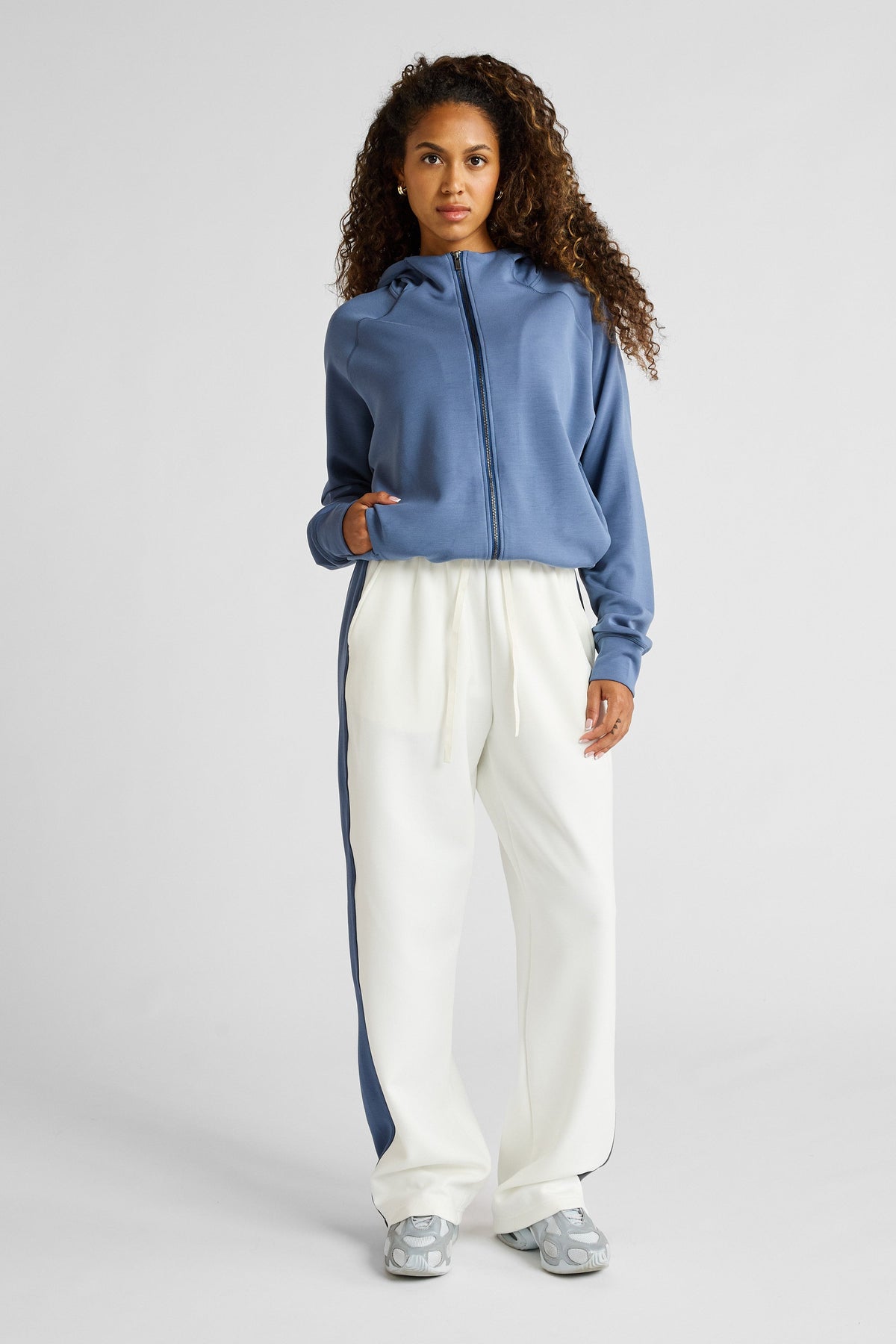 Soft Essentials Cropped Hoodie (Blue)