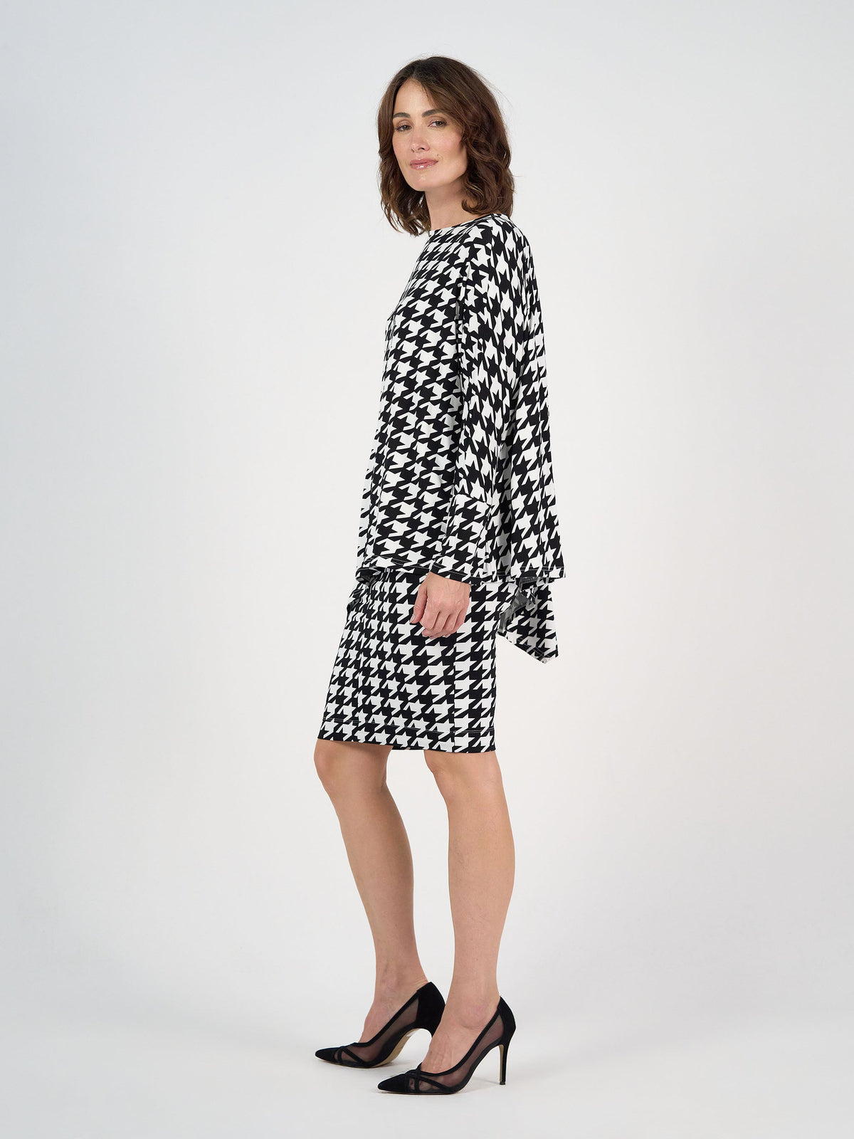 Lou Lou Susie Oversized Asymmetrical Bamboo Top Houndstooth (Houndstoth)