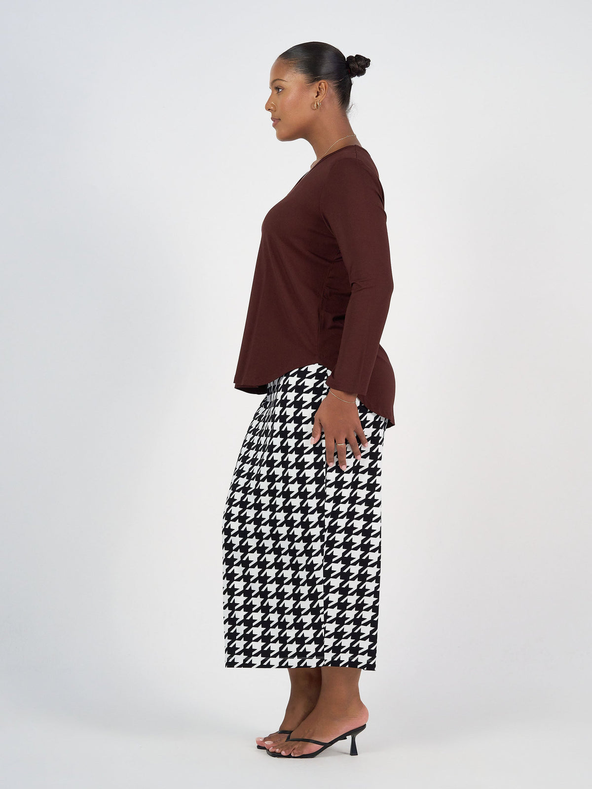 Lou Lou Sia V Neck Bamboo Longsleeve Top (Burgundy)