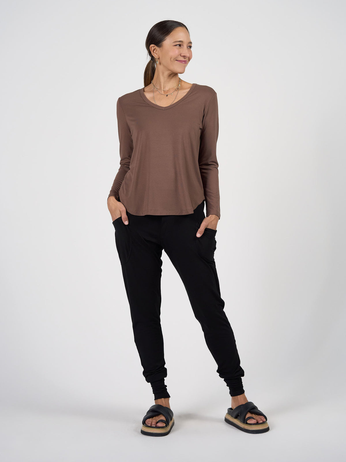 Lou Lou Sia V Neck Bamboo Longsleeve Top (Chocolate)