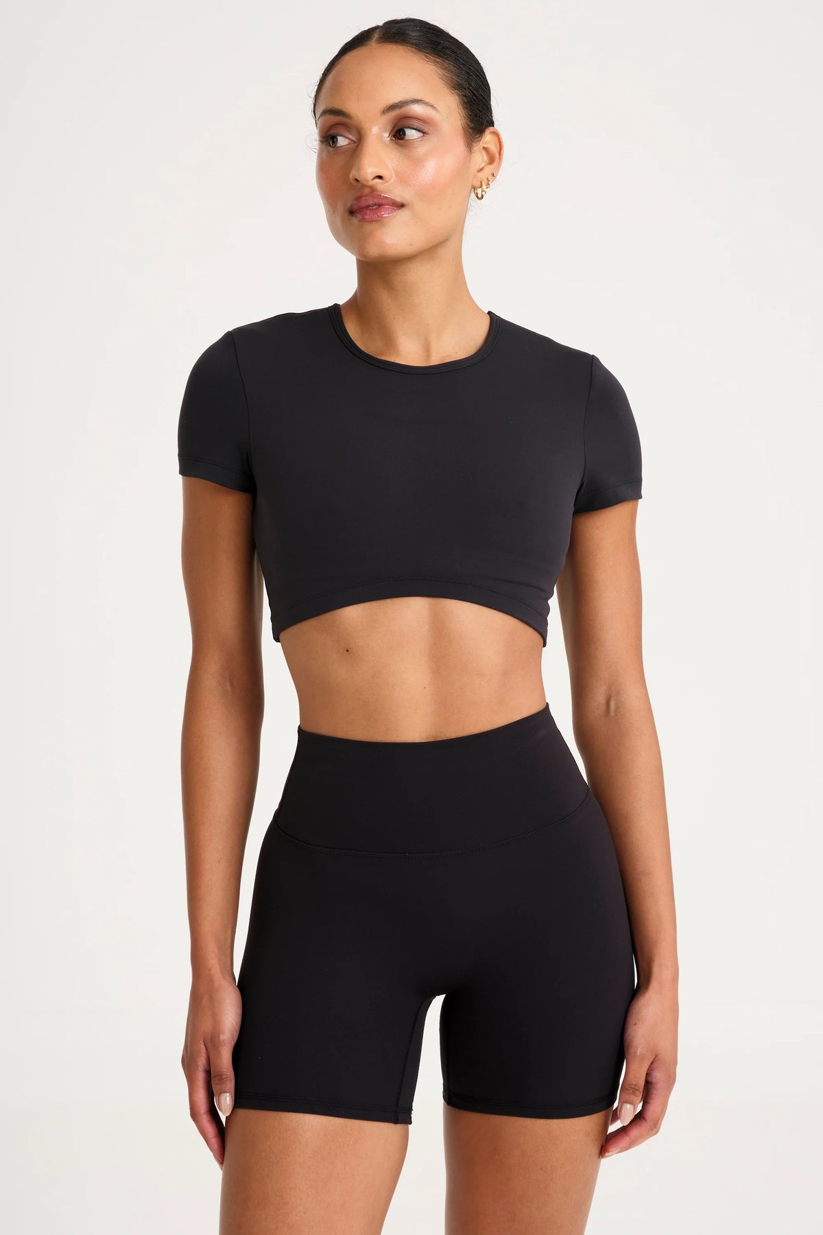 ALLFENIX CloudCore Cropped Built-In Bra Tee (Black)