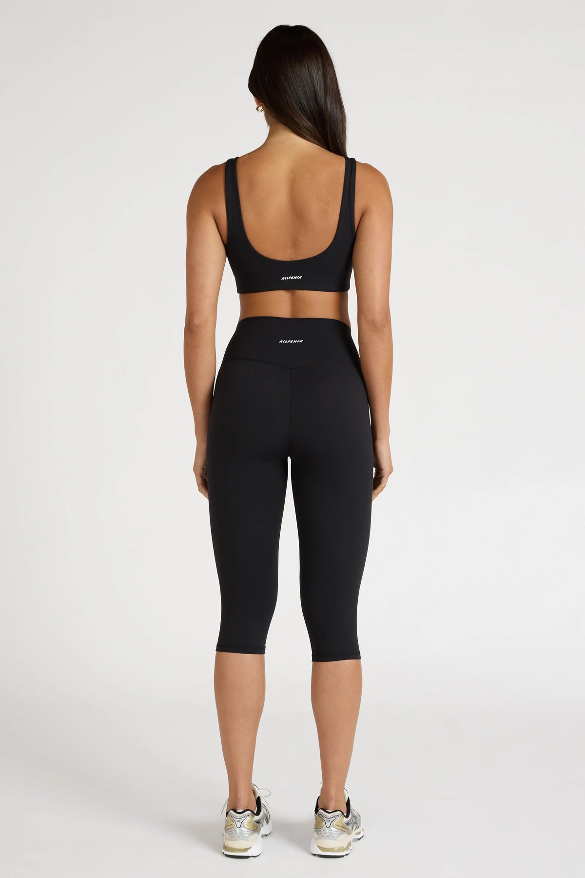 EcoSculpt Capri Legging (Black)