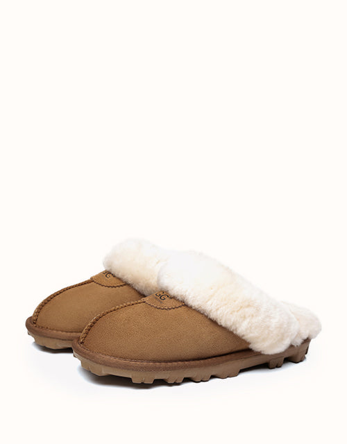 Ugg AUSTRALIAN SHEPHERD® Waffle Slippers (Chestnut)