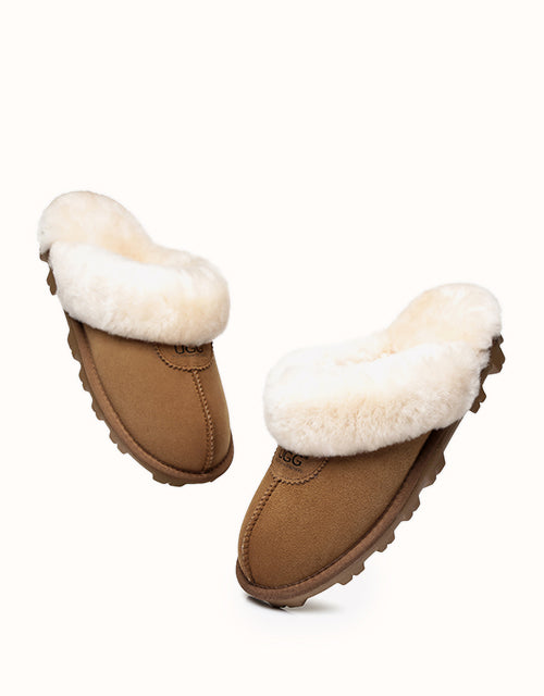 Ugg AUSTRALIAN SHEPHERD® Waffle Slippers (Chestnut)