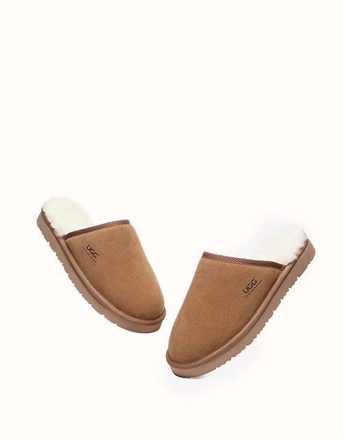AUSTRALIAN SHEPHERD® Cruz Slippers (Chestnut)
