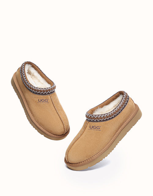 Ugg AUSTRALIAN SHEPHERD® Hippie Slippers (Chestnut)