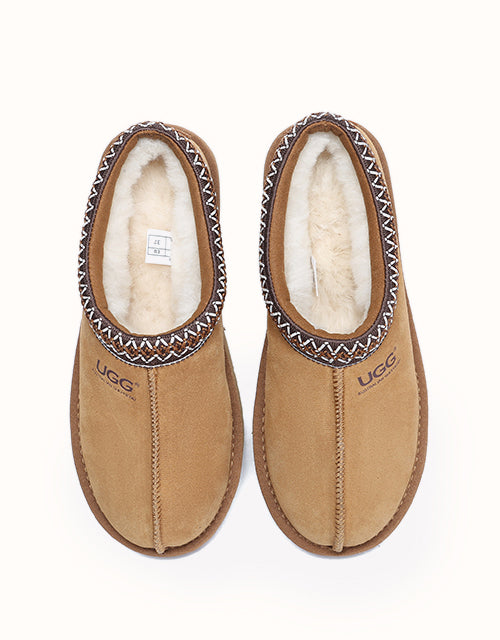 Ugg AUSTRALIAN SHEPHERD® Hippie Slippers (Chestnut)