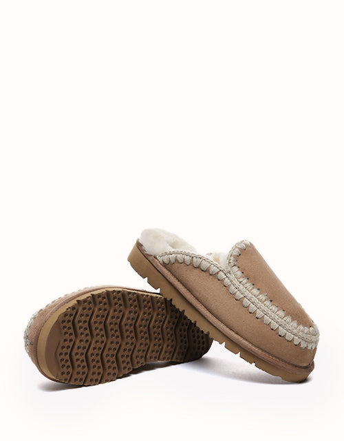Ugg AUSTRALIAN SHEPHERD® Sophia Slippers (Chestnut)
