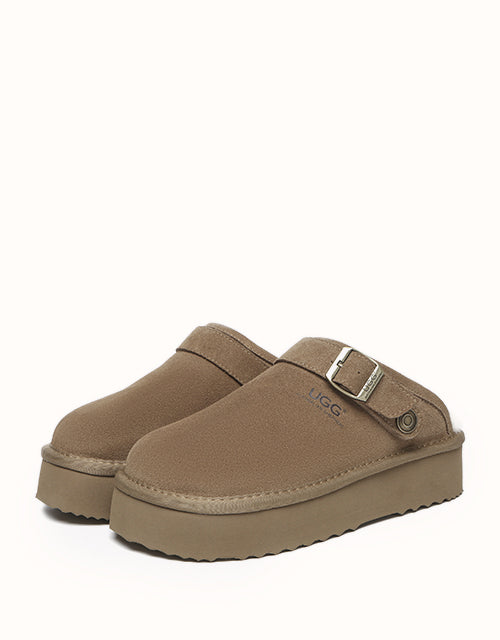 Ugg AUSTRALIAN SHEPHERD® Sadie Slippers Sandals (Chestnut)