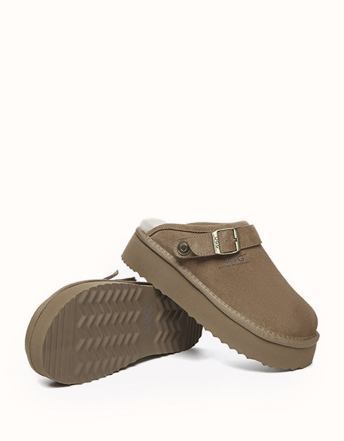 Ugg AUSTRALIAN SHEPHERD® Sadie Slippers Sandals (Chestnut)