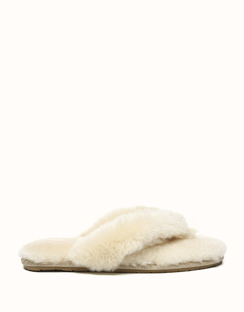Image of Slippers. Product name - AUSTRALIAN SHEPHERD® Farah in Cream colour by brand - Ugg Australian Shepherd