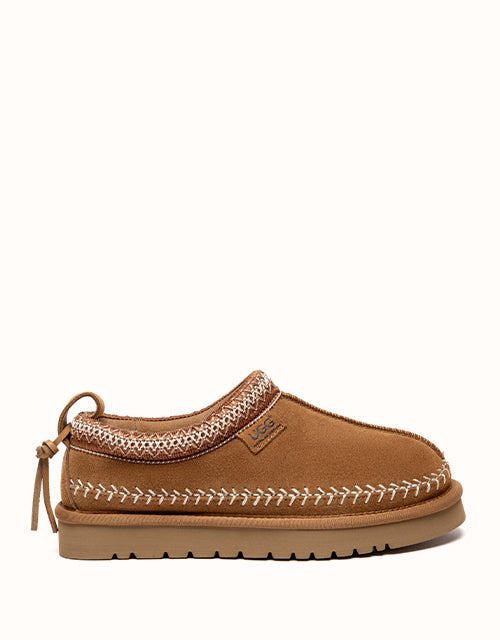 Image of Slippers. Product name - AUSTRALIAN SHEPHERD® Canlia Slippers in Chestnut colour by brand - Ugg Australian Shepherd