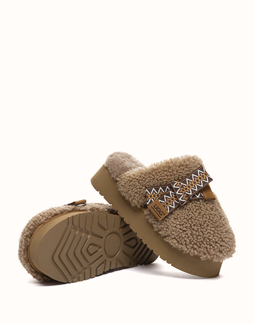 Ugg AUSTRALIAN SHEPHERD® Cecil Platform Slippers (Brown)
