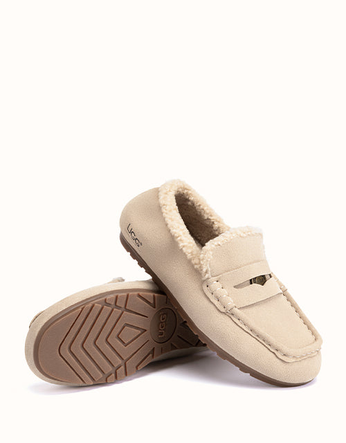Ugg AUSTRALIAN SHEPHERD® Lomero Moccasins (Sand)