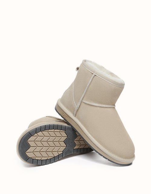 AUSTRALIAN SHEPHERD® Mini Classic Suede Special Boots (Sand)