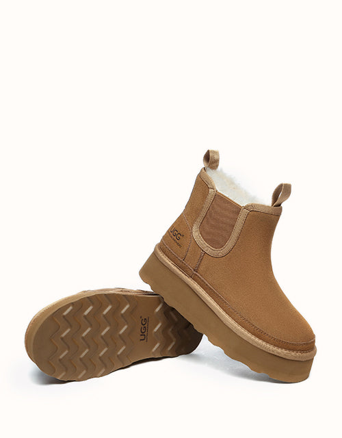 Ugg AUSTRALIAN SHEPHERD® Chelsie Platform Boots (Chestnut)