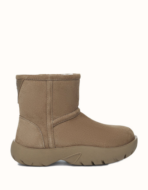 Image of Boots. Product name - AUSTRALIAN SHEPHERD® Salma Short Boots in Chestnut colour by brand - Ugg Australian Shepherd
