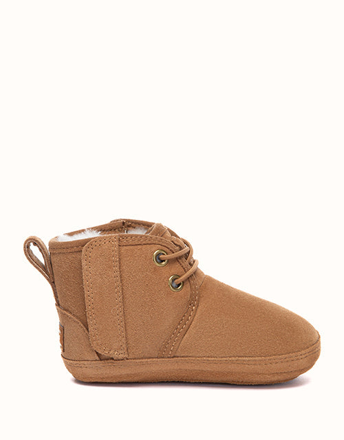 Image of Boots. Product name - AUSTRALIAN SHEPHERD® Pavory Baby Bootie in Chestnut colour by brand - Ugg Australian Shepherd