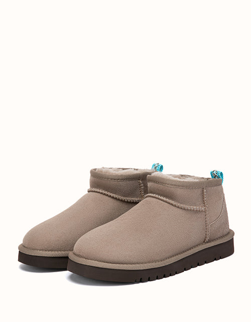 Ugg AUSTRALIAN SHEPHERD® Ultra Mini Mora Boots (Taupe)