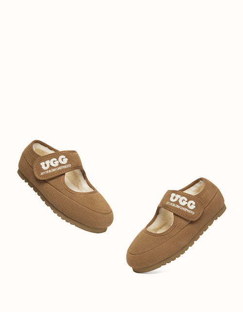 Ugg AUSTRALIAN SHEPHERD® Velvi Kids Mary Jane Slippers (Chestnut)