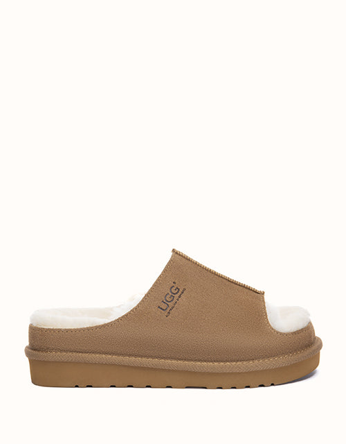 Image of Slippers. Product name - AUSTRALIAN SHEPHERD® Colven Slippers in Chestnut colour by brand - Ugg Australian Shepherd