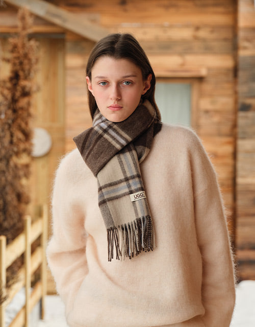 Ugg AUSTRALIAN SHEPHERD® Snovia Scarf (Black Check)