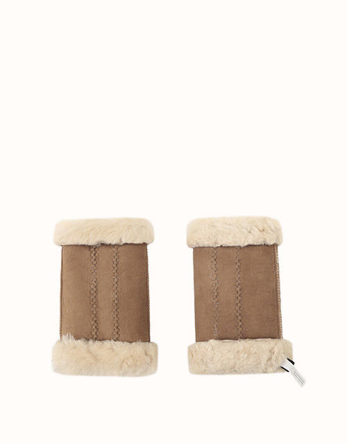 Image of Gloves & Mittens. Product name - AUSTRALIAN SHEPHERD® Fingerless Sheepskin Mittens in Chestnut colour by brand - Ugg Australian Shepherd