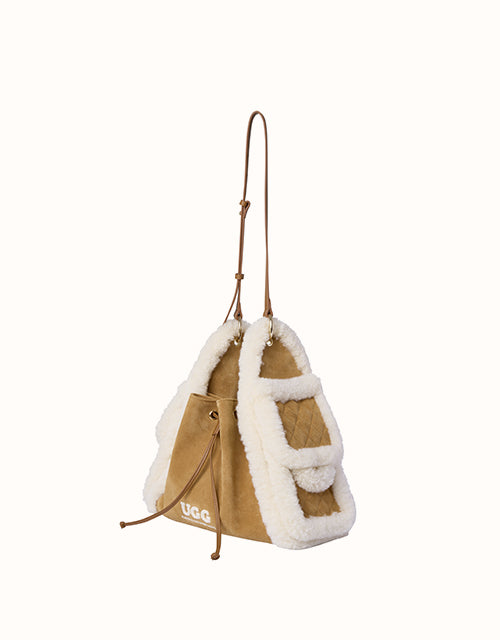 Ugg AUSTRALIAN SHEPHERD® Maple Tote (Chestnut)