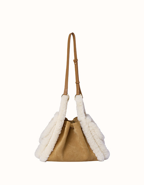 Ugg AUSTRALIAN SHEPHERD® Maple Tote (Chestnut)