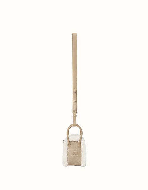 Ugg AUSTRALIAN SHEPHERD® Rowen Bag (Sand)