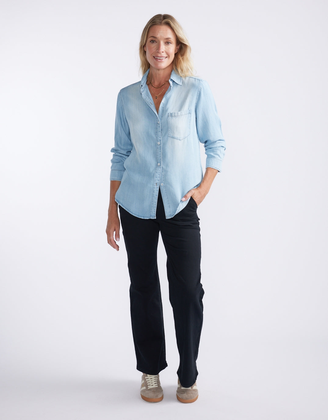 White & Co. Ava Vintage Shirt (Light Wash)