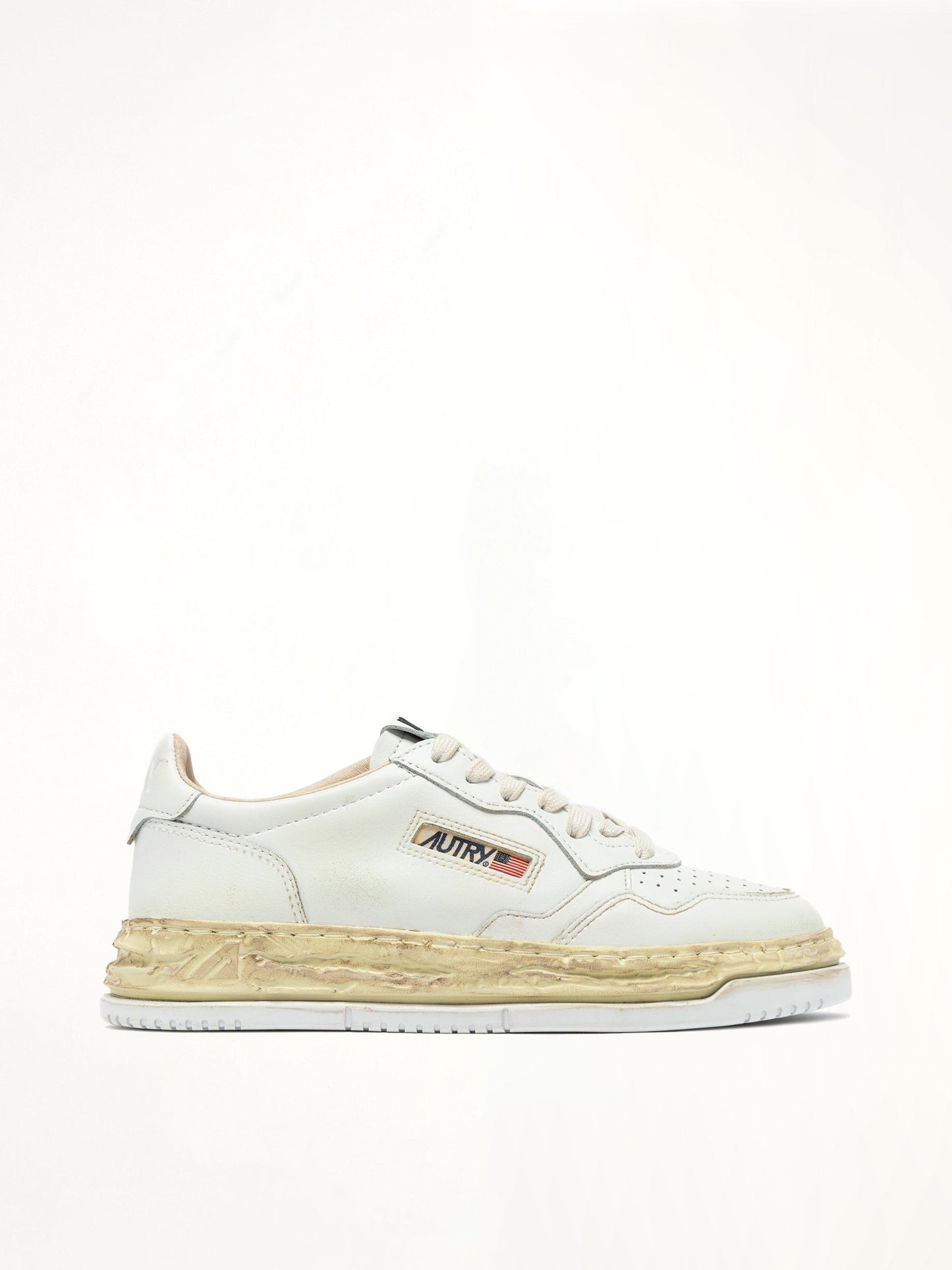 Image of Sneakers. Product name - MMY Super Vintage Low Sneaker in White colour by brand - AUTRY