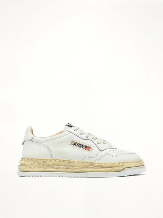 Image of Sneakers. Product name - MMY Super Vintage Low Sneaker in White colour by brand - AUTRY