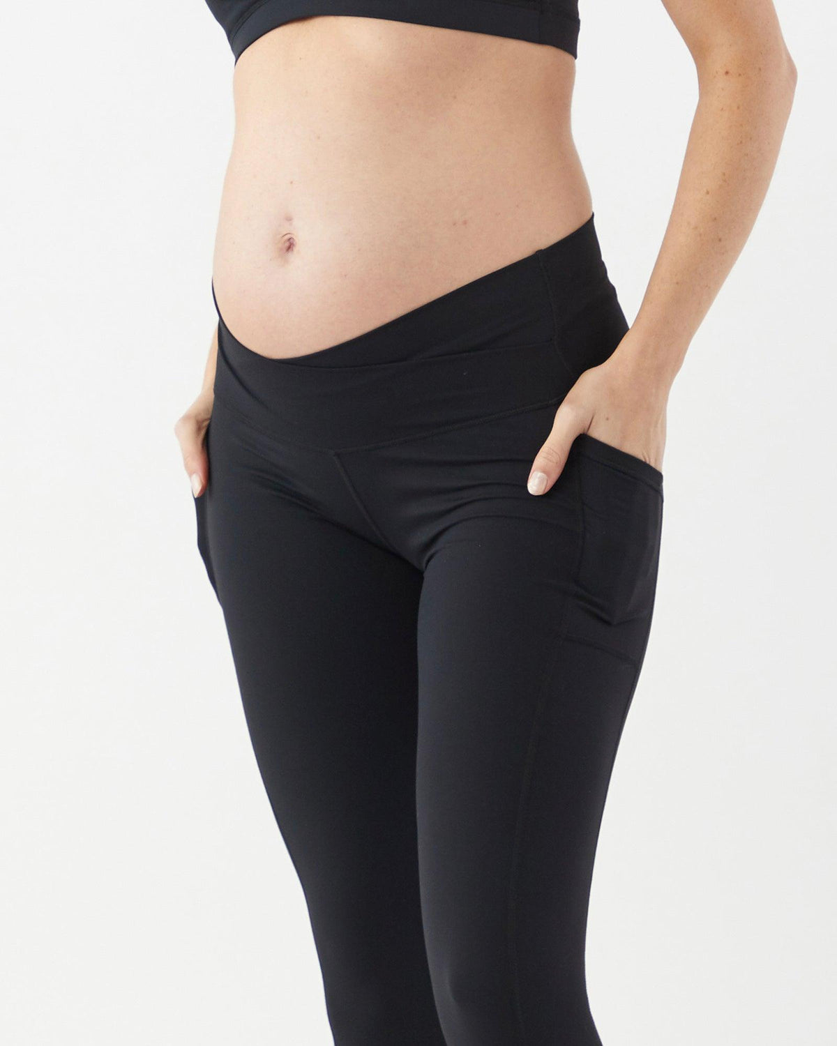 Soon Maternity Active Side Pocket 7/8 Leggings (Black)